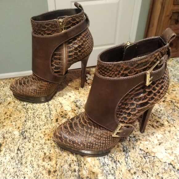 Michael Kors | Embossed Python Ankle Boot Size 7 M - Picture 1 of 12